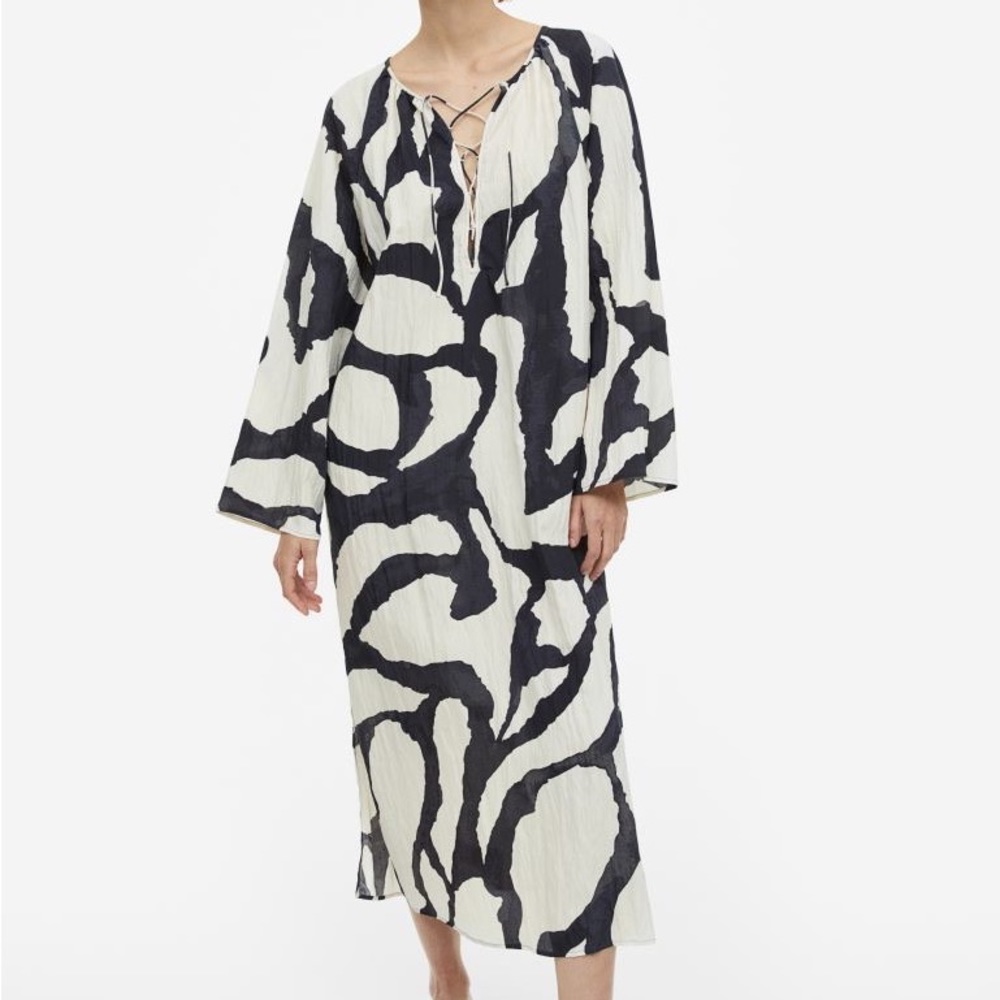 Lacing-detail Crinkled Dress H&M size Large NWT